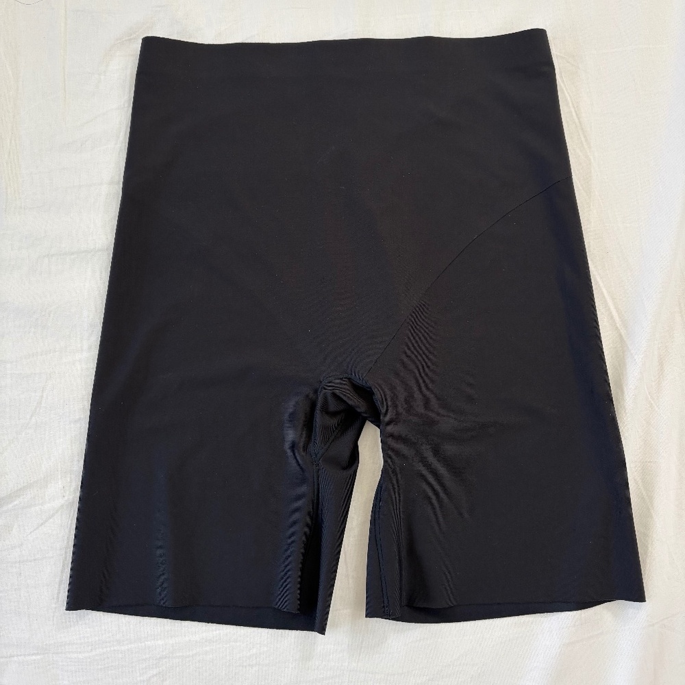 Wacoal black waist shaper